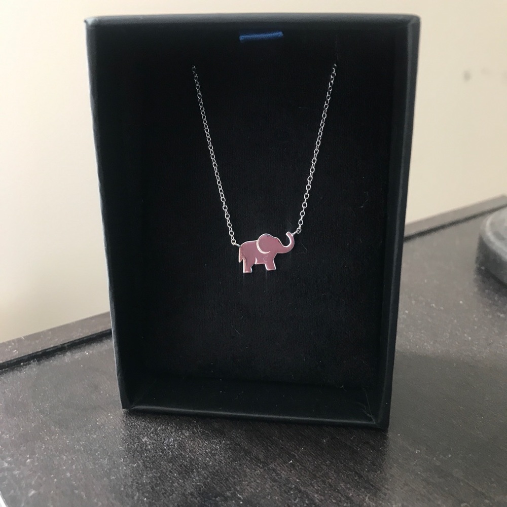 🌟 SOLD 🌟 Elephant Charm Necklace